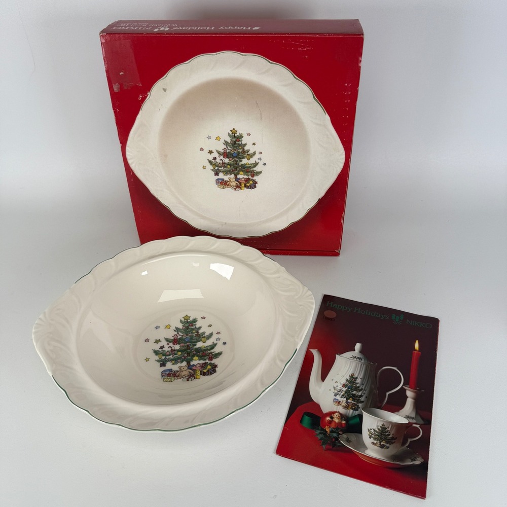 Nikko Happy Holidays Christmas Tree 10 Inch Round Vegetable Bowl Japan Ironstone